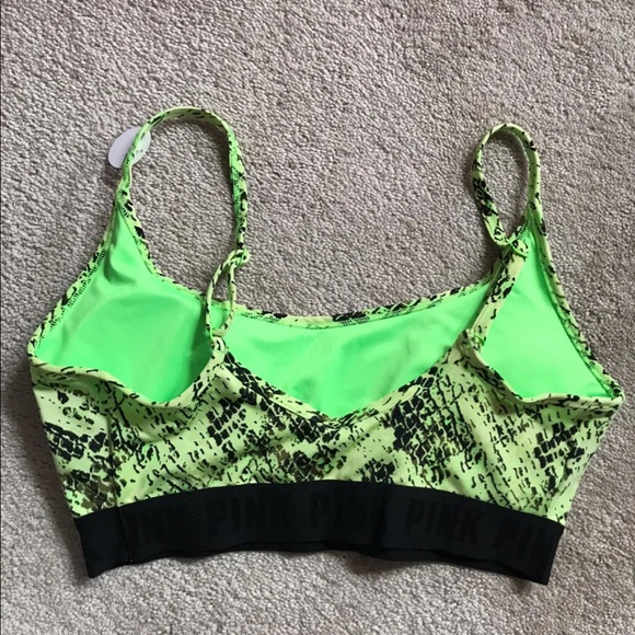 Vs pink ultimate scoop lined sport bra Sm d-Dd - Picture 2 of 8